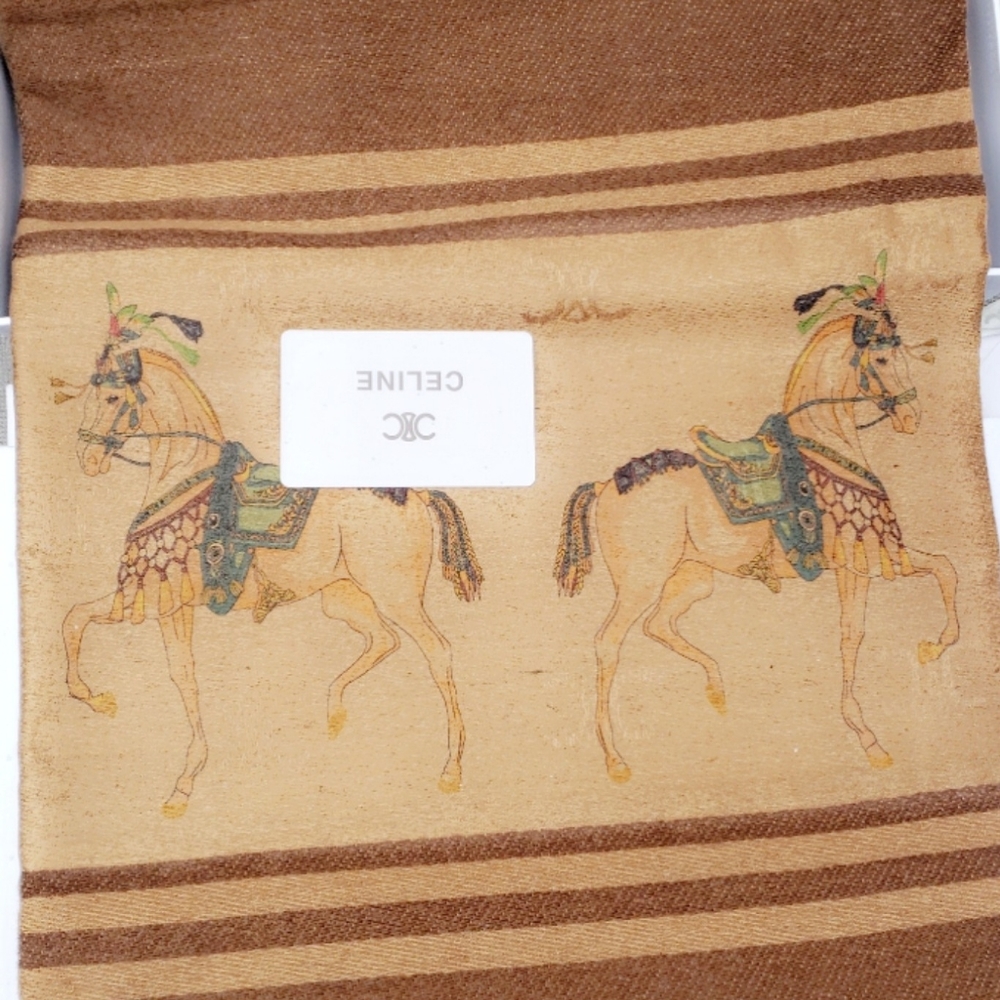Brown celine scarf - Picture 3 of 3